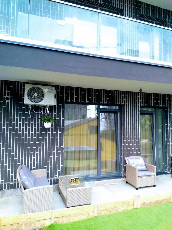 Studio Oxford-Campus Sat Vacanta كونستانتا المظهر الخارجي الصورة