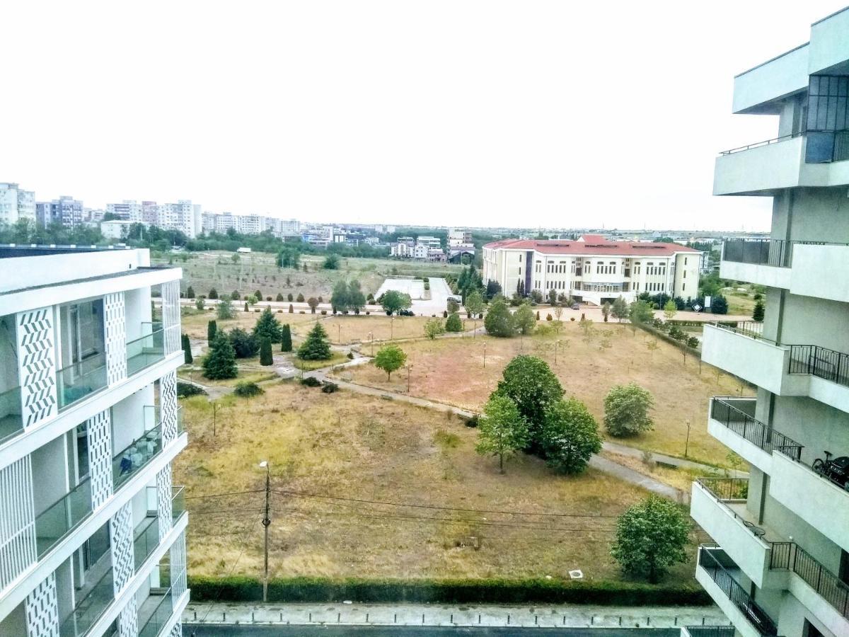 Studio Oxford-Campus Sat Vacanta كونستانتا المظهر الخارجي الصورة
