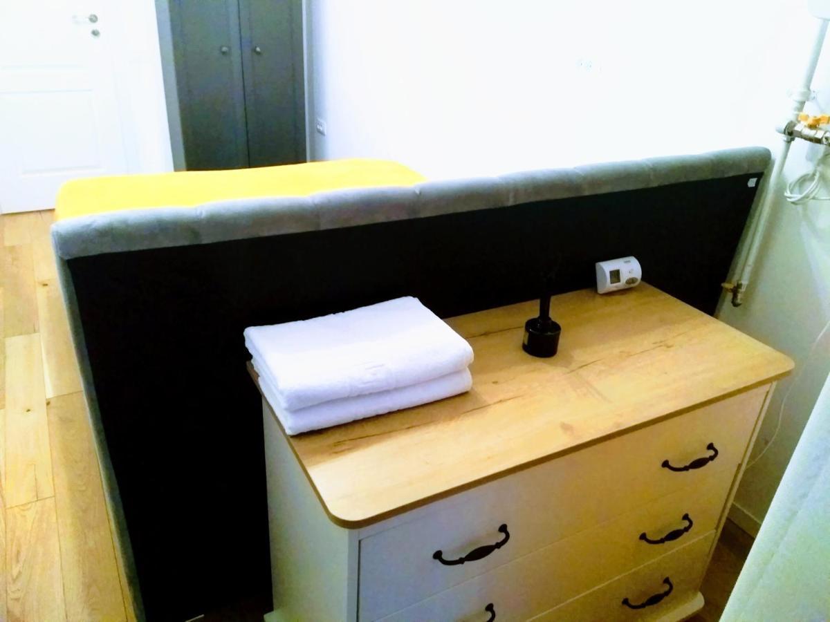 Studio Oxford-Campus Sat Vacanta كونستانتا المظهر الخارجي الصورة
